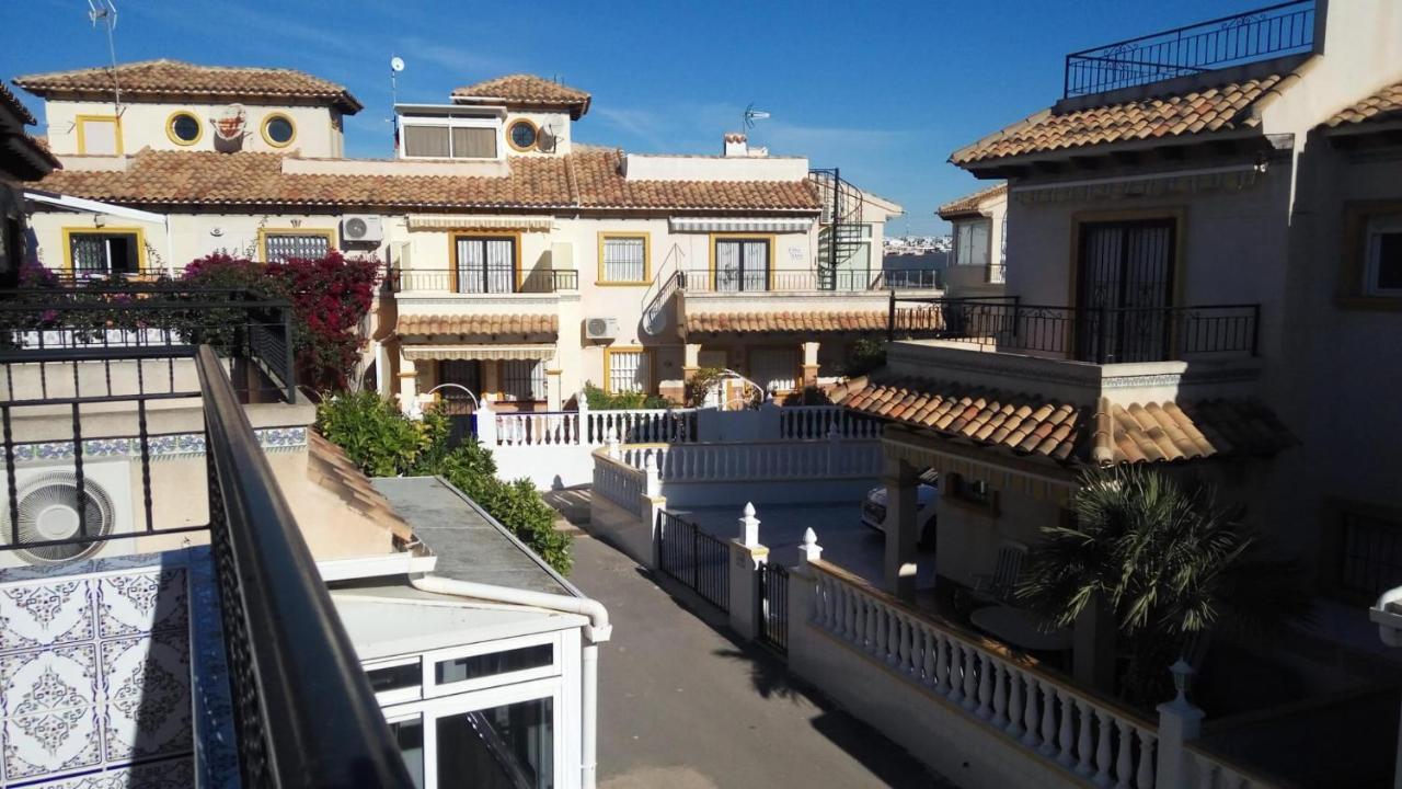 شقة La Campana Dehesa de Campoamor  المظهر الخارجي الصورة