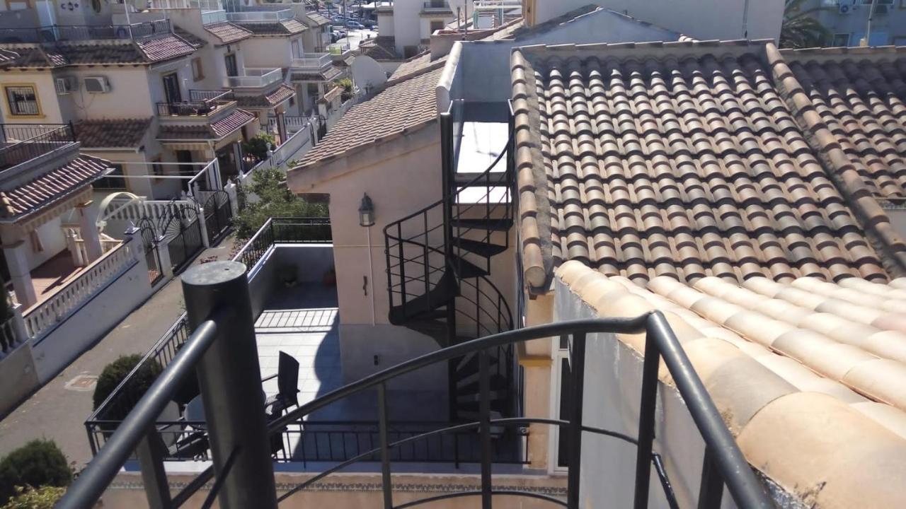 شقة La Campana Dehesa de Campoamor  المظهر الخارجي الصورة